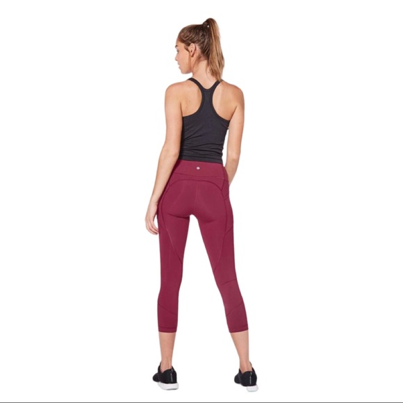Lululemon All The Right Places Crop II *23" sz 6 Ruby Wine - Picture 4 of 12